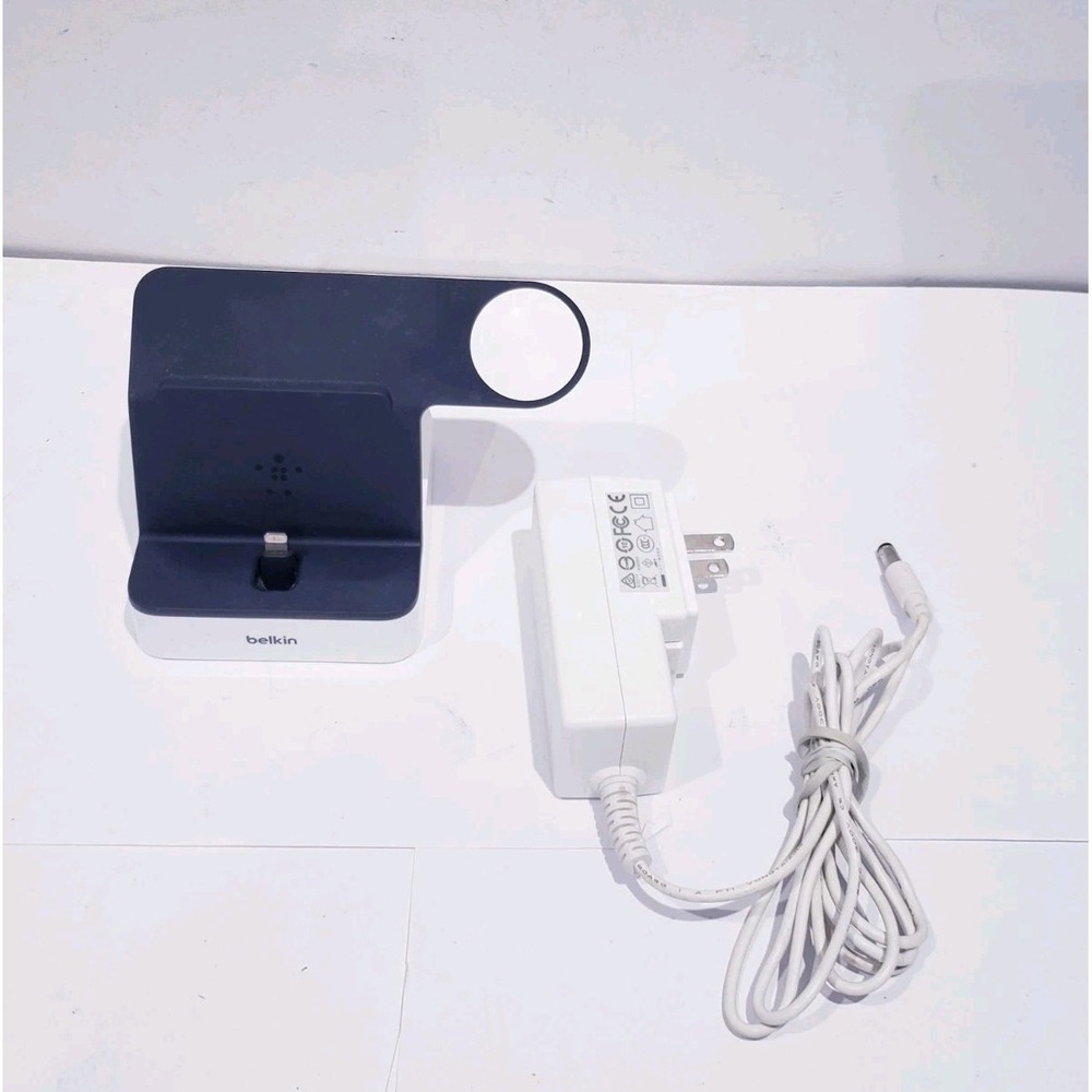 Belkin F8J200 2-in-1 Charge Dock for Apple Watch And iPhone